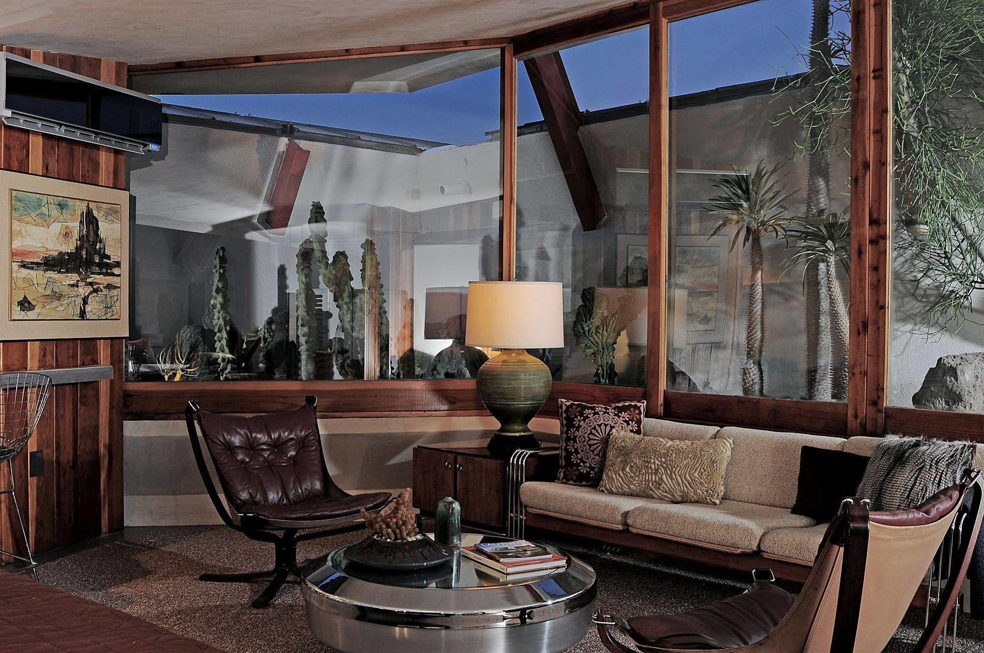 Hotel Lautner Desert Hot Springs Extérieur photo