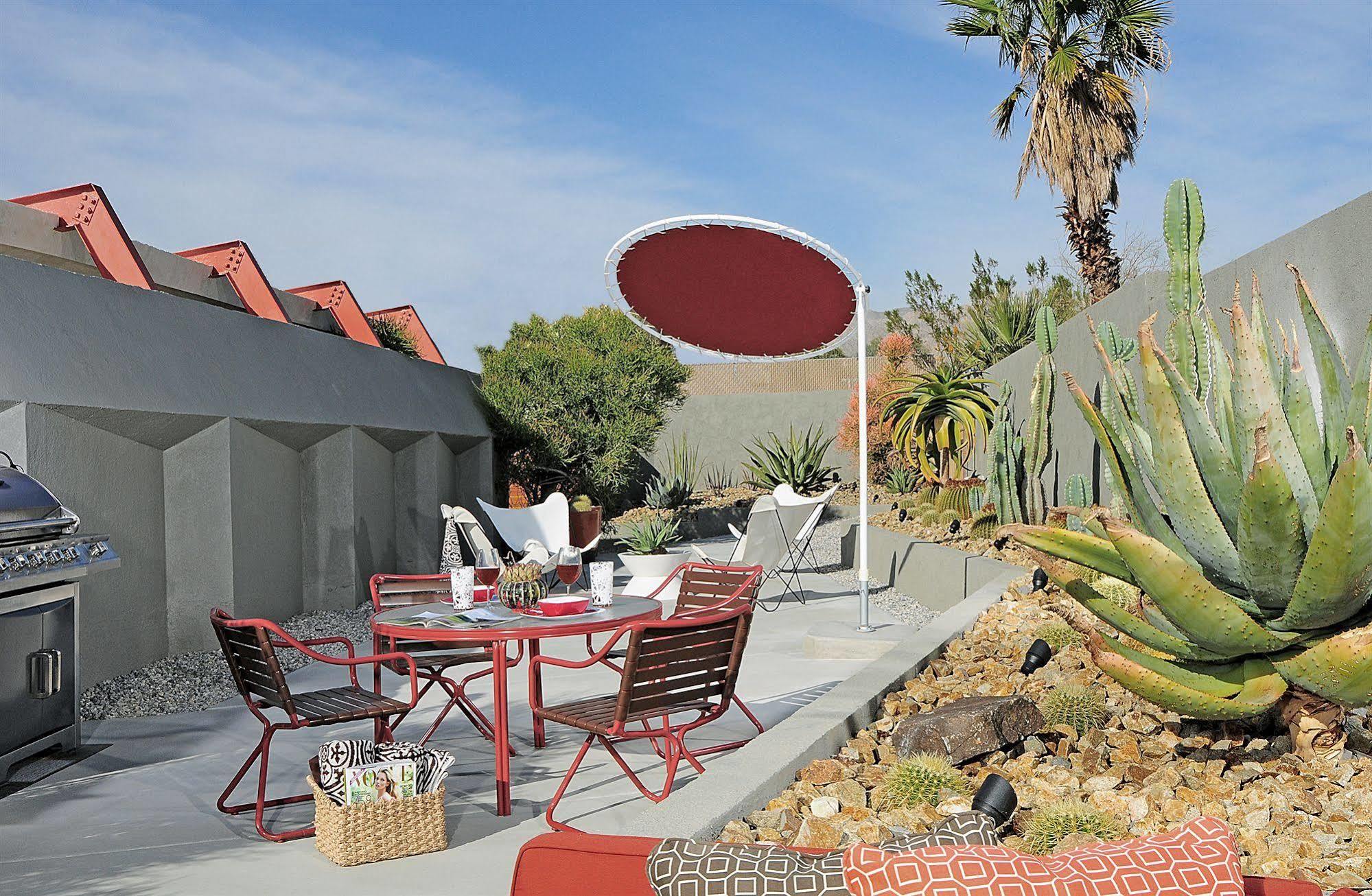 Hotel Lautner Desert Hot Springs Extérieur photo